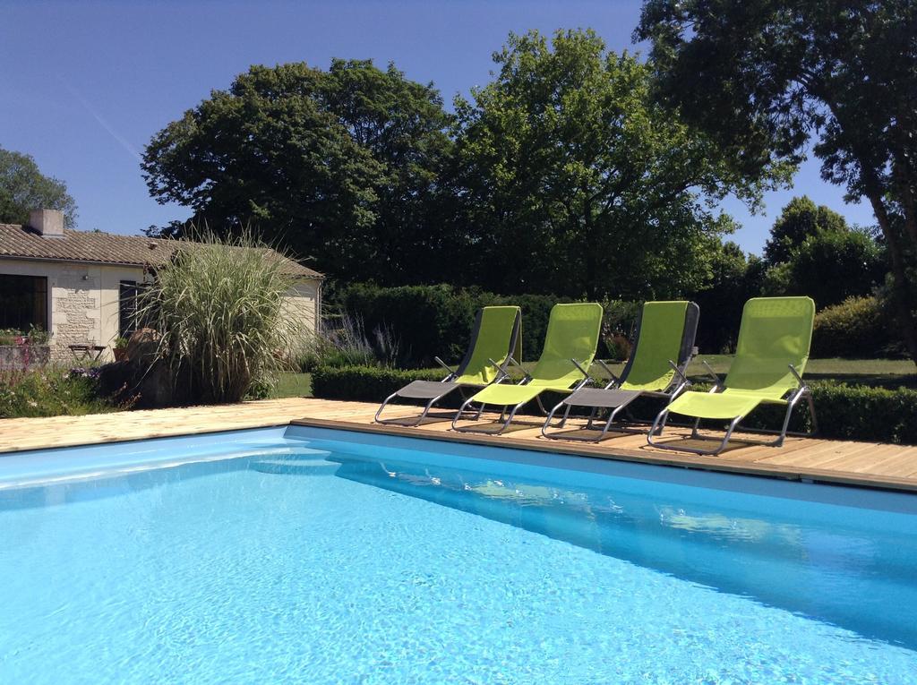 La Grange D'Aunis Bed & Breakfast Aigrefeuille-d'Aunis Bagian luar foto