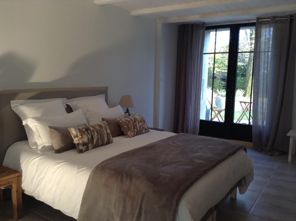 La Grange D'Aunis Bed & Breakfast Aigrefeuille-d'Aunis Ruang foto