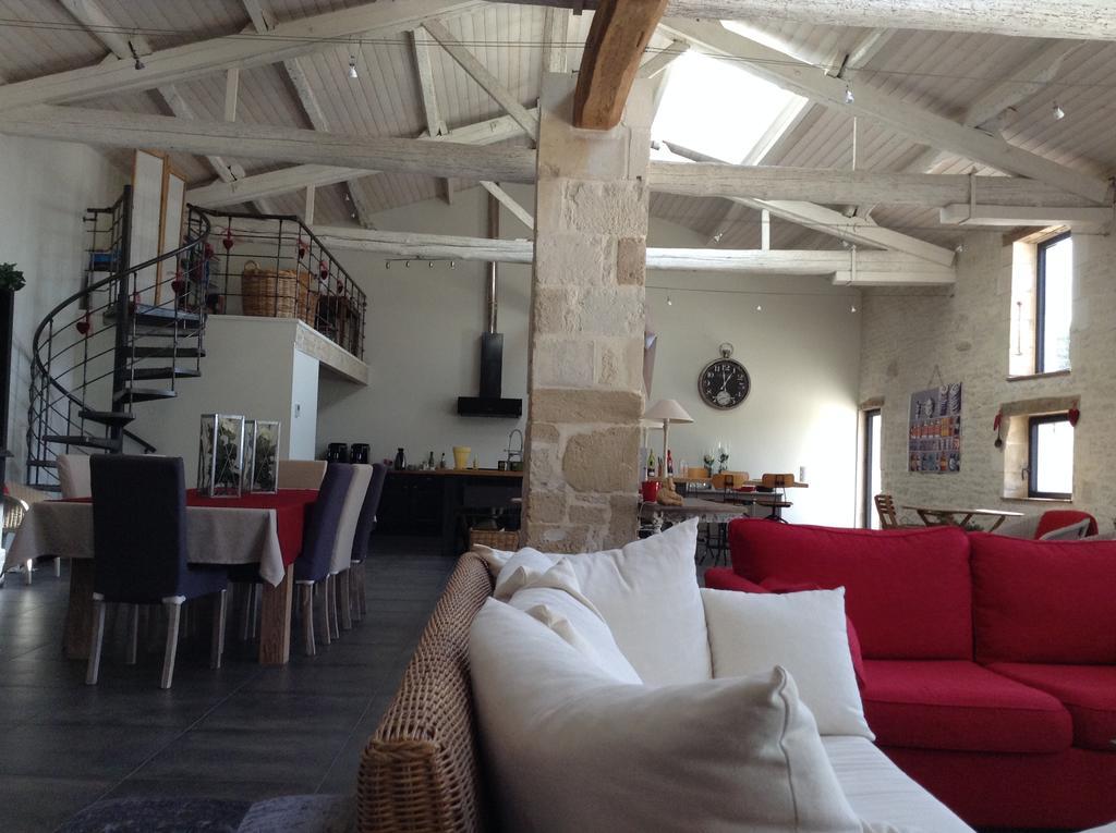La Grange D'Aunis Bed & Breakfast Aigrefeuille-d'Aunis Bagian luar foto